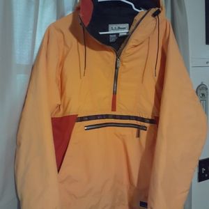 Mens LL Bean small thinsulate pullover with hood like new